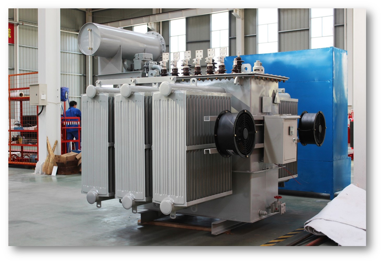 大型油浸式变压器